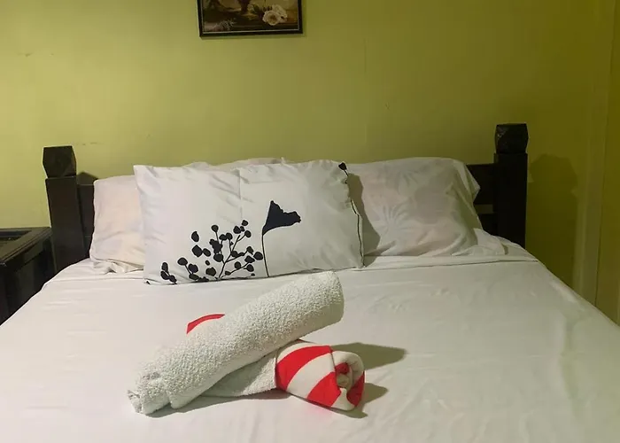 Flordeliza Budget Tourist Bed & Breakfast 3*