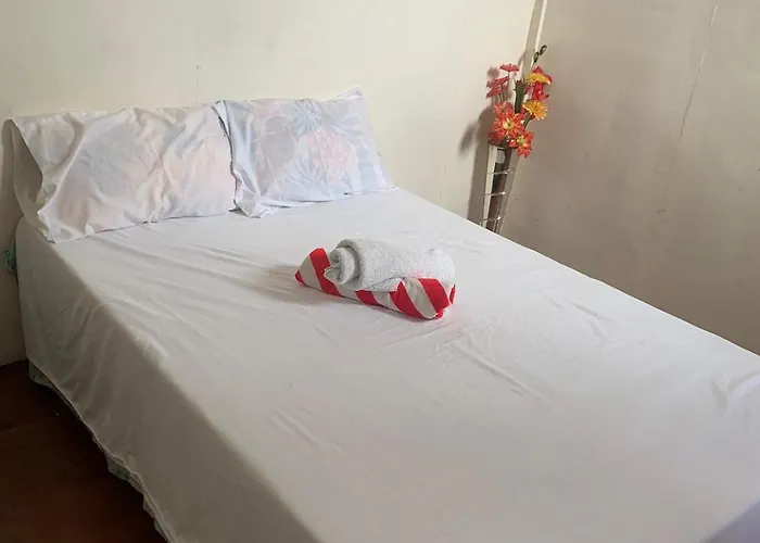 Bed & Breakfast Flordeliza Budget Tourist 3*